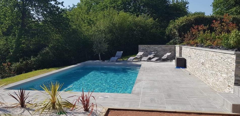 Piscine et aménagement paysager