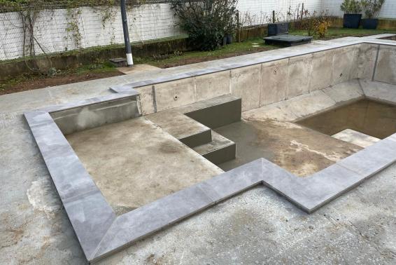 Rénovation d'une piscine type panneau
