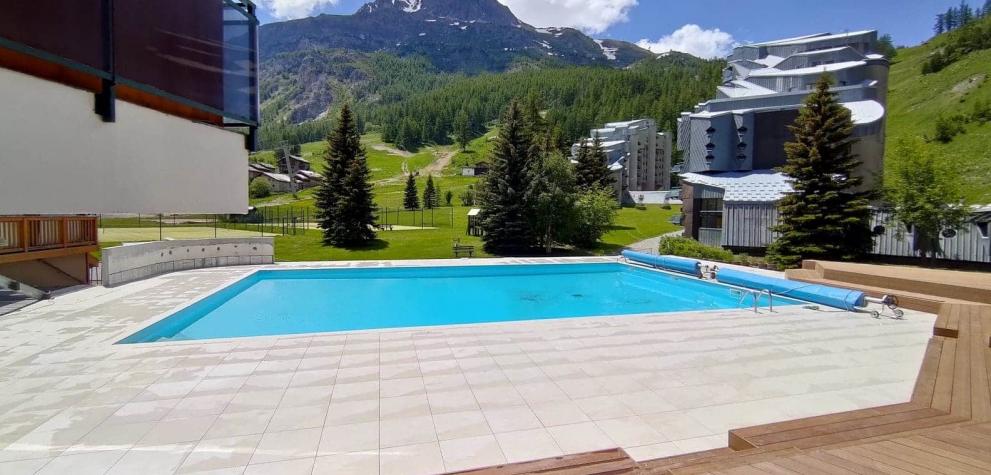 Réfection complète piscine de résidence à Val-d'Isère