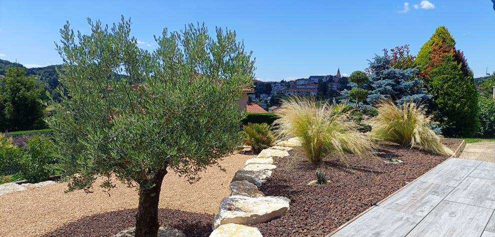 Conception d'un jardin minéral proche de Lyon